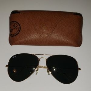 Large Ray Ban aviators
